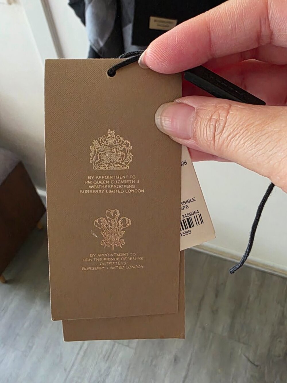 Burberry - Picture 12 of 16